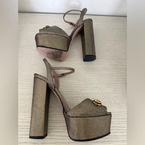 Gucci Horsebit-detailed metallic leather platform sandals in size 36. - Picture 8 of 11